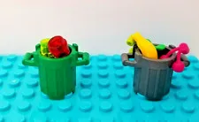 LEGO Minifigure Earth Day Recycle Can & Compost Container Set Green Garbage