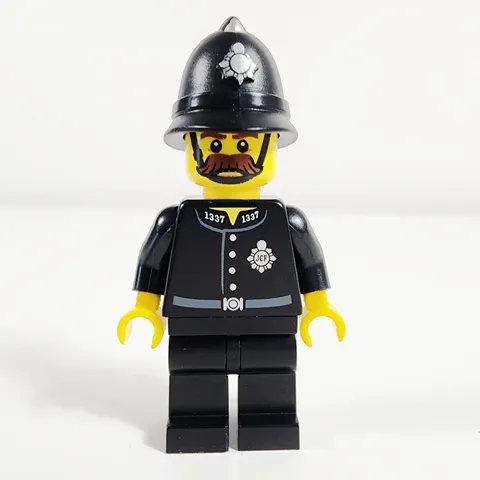 Lego Constable Collectible Minifigure Series 11 71002 col177