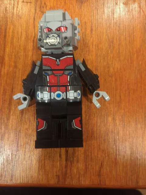 LEGO Giant-Man Figure - 76051 Ant-Man MARVEL Airport Battle 5 1/2” Tall