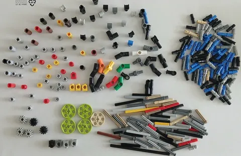 LEGO TECHNIC Small Parts Lot with 5 Wedge Belt Wheels 4185, Pins Etc. 285 Pieces