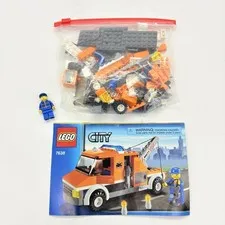LEGO City 7638 Tow Truck 100% Complete with Minifigure And Instructions No Box