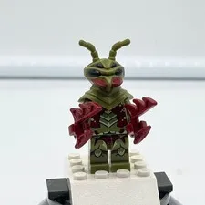 LEGO Galaxy Squad Mantizoid Minifigure Olive Green Alien Insect gs014 w/ Weapons