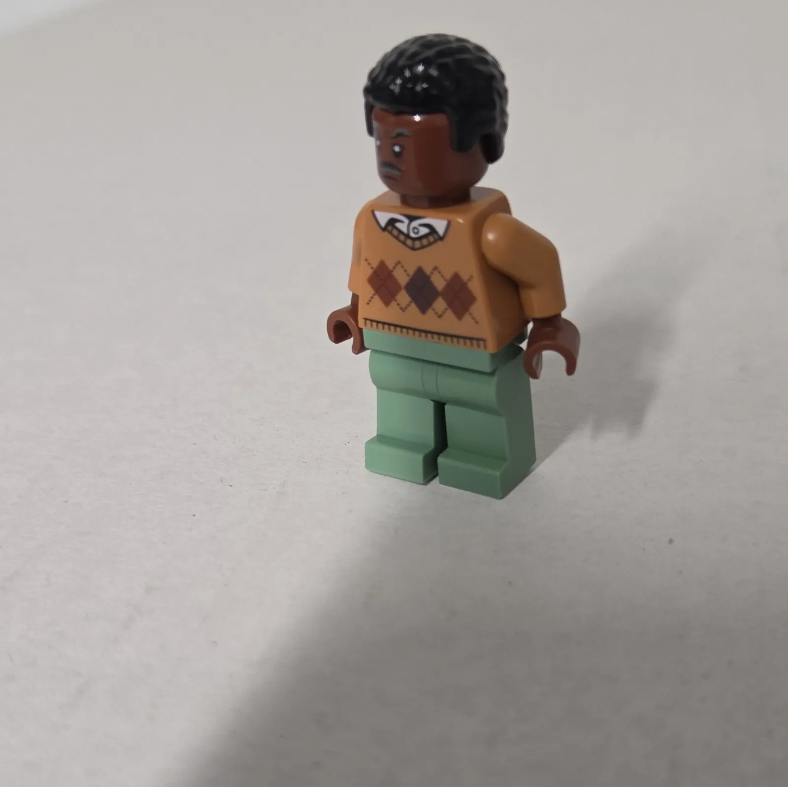 LEGO  Daily Bugle Robbie Robertson Minifigure