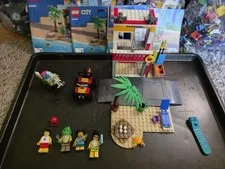 LEGO City Beach Lifeguard Station #60328 99.9% Complete Set with Instructions