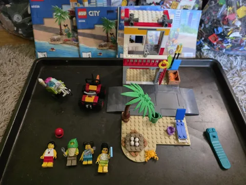 LEGO City Beach Lifeguard Station #60328 99.9% Complete Set with Instructions