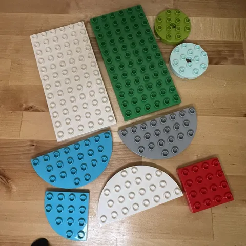 Lego Duplo Base Plates Lot Of 9 Circles Rectangles 