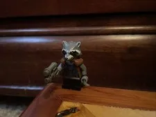 Lego Rocket Raccoon MiniFigure With Weapon Marvel Infinity War 