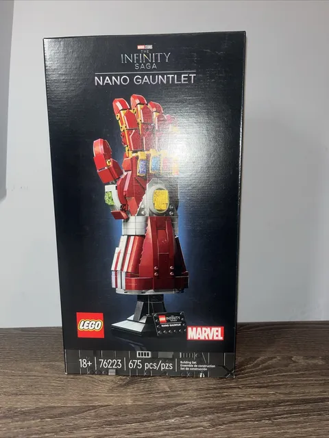 LEGO Super Heroes: Nano Gauntlet (76223) Brand New Sealed Retired