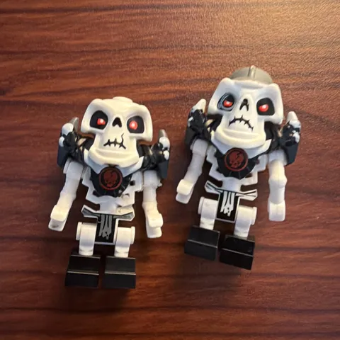 LEGO NINJAGO Skeleton Army Minifigures Kruncha & Wyplash (missing 1 helmet)