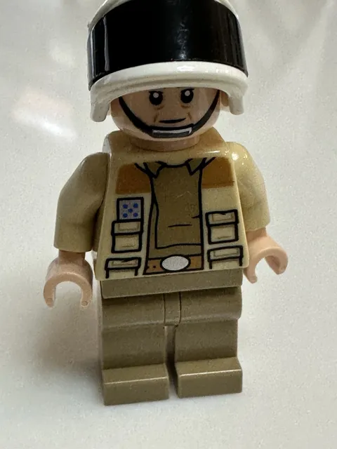 LEGO Star Wars - Captain Antilles (Dark Tan) Minifigure From Set 75244 No Weapon