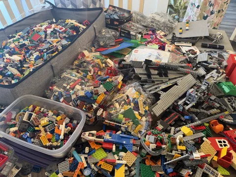 LEGO Bulk Mixed Bricks & Parts Lot Star Wars 45 pounds sets