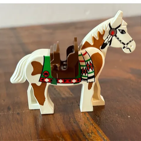 LEGO Western Indian Horse White Brown Patches War Paint Saddle 1996 1997 Vintage