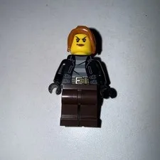 LEGO Female Bandit Minifigure 777596