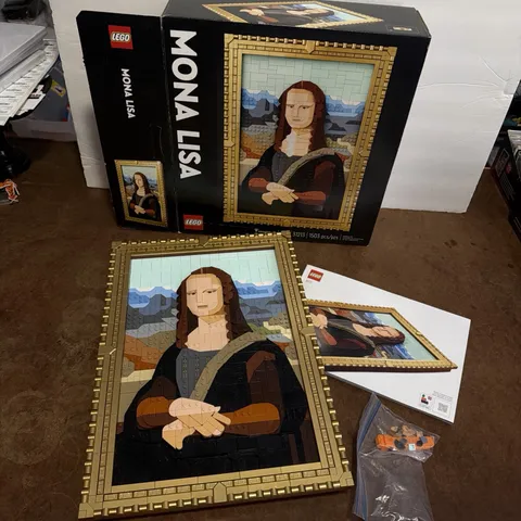 LEGO Art Mona Lisa Building Set - Leonardo da Vinci Wall Display, Ages 18+ 31213