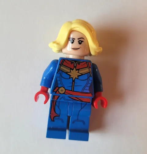 LEGO Marvel Captain Marvel Minifigure sh0639 Avengers Carol Danvers