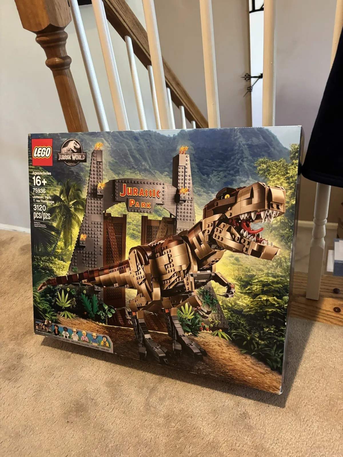 Retired LEGO Jurassic World: Jurassic Park: T. rex Rampage (75936) New, Sealed