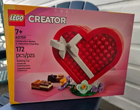 Lego Creator 40759 Celebration Series 2 Valentine's Day Box - Sealed Retired