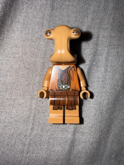 Lego Star Wars Ithorian Jedi Master Minifigure