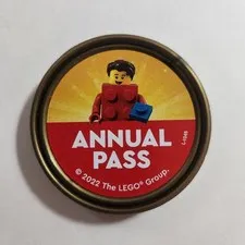Gold Pop Badge Annual Pass Lego Discovery Center Legoland Limited Minifigure 22