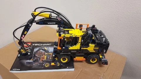 MINT!!! LEGO 42053 Technic Volvo EW160El, complete w/book, used