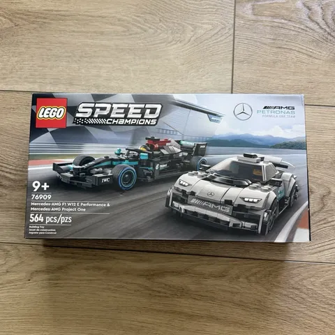 LEGO Speed Champions 76909 Mercedes-AMG F1 W12 E Performance & Project One 564pc