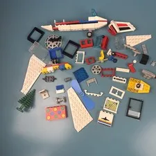 Lego vintage pieces lot -40+ pieces 1980's-2000's (aprox)