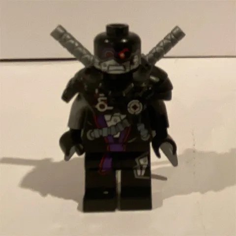LEGO Black & Gray Armored Minifigure w/ Cape and 2 Swords Plastic