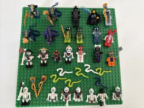 LEGO NINJAGO Villains Lot 25 Minifigures Garmadon Rattla Fangdam Snike & More