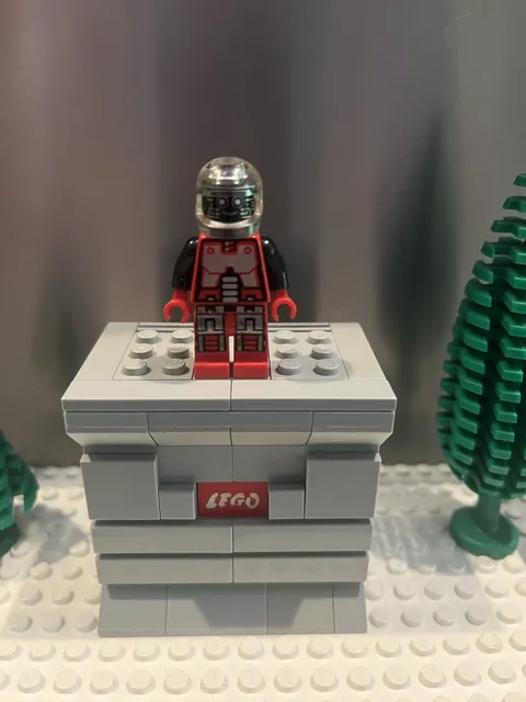 LEGO Space Spyrius Droid (Major Kartofski) - sp041 Complete - Sets 6959, 6991