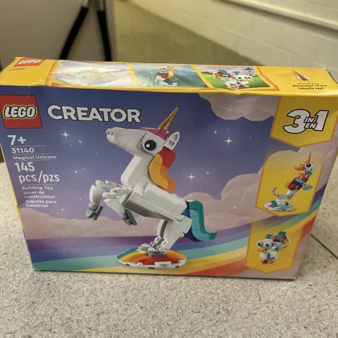 Lego 31140 Creator 3 In 1 Magical Unicorn 145 Pieces Brand New Bent Box