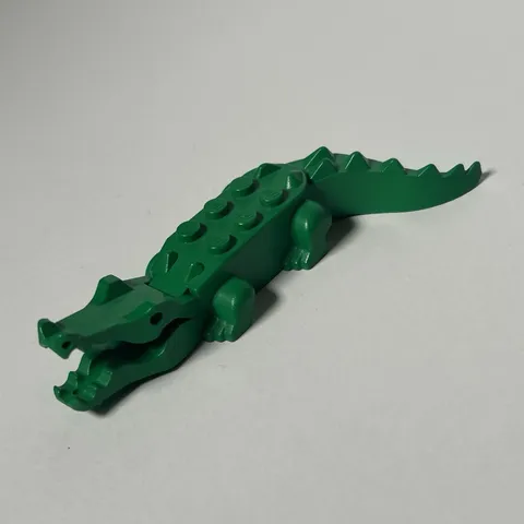 LEGO 1990s Vintage Green Alligator / Crocodile 6026c01 For Pirates / Adventurers