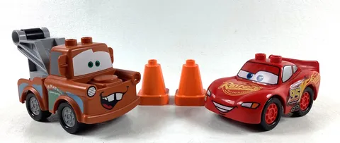 Duplo Cars Lightning McQueen & Mater Tow Truck & Traffic Cones