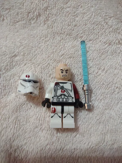 LEGO Star Wars Minifigure **CRACKED SIDE** Clone BARC Trooper 75037
