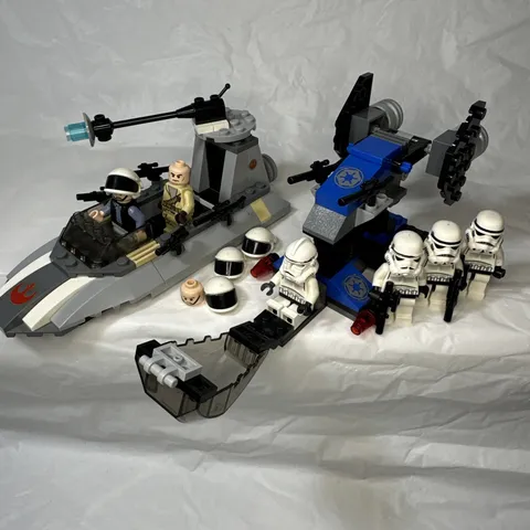 Lego Star Wars Dropship and Speeder Lot 7667 sw0036a sw0126 sw0188 sw0688 sw0187