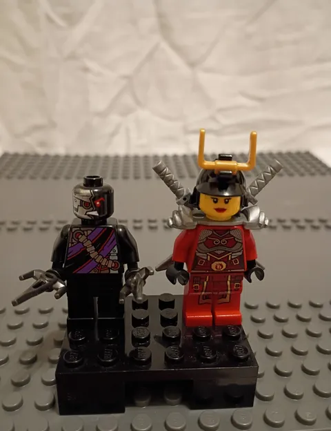 LEGO Samurai X Nya Rebooted & Nindroid Minifigures (LOT 010)
