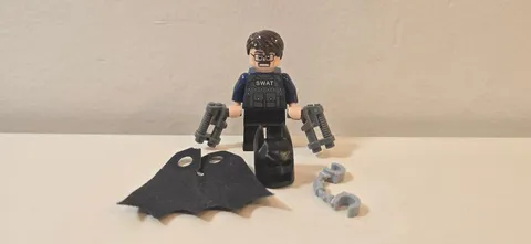 2013 Lego Tumbler Chase Commissioner Gordon sh0063 Minifig Complete With Extras