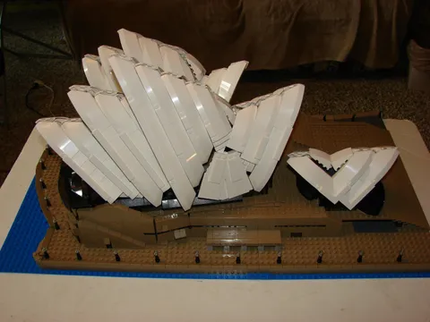 lego set 10234 Sydney Opera House (NO BOX)