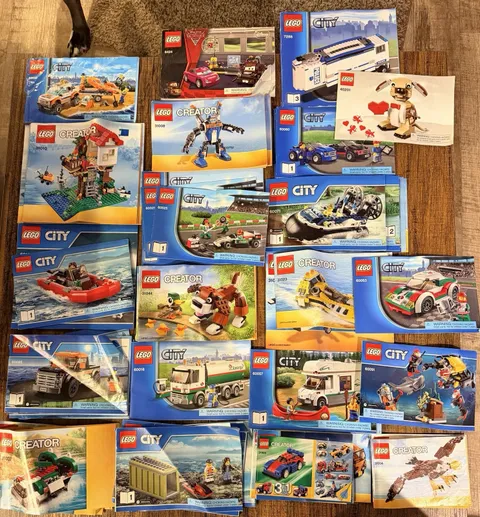 LEGO Manuals - 24 Sets 47 Booklets  - City, Creator, Assorted - Used Condition