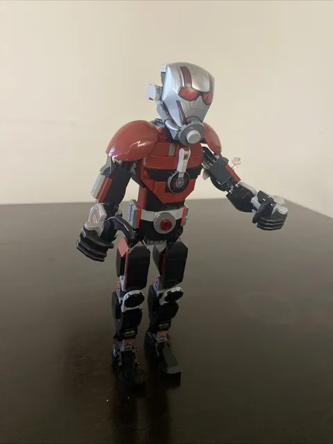 LEGO Marvel Ant-Man Construction Figure 76256 Figure