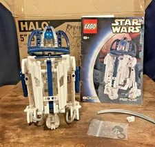 LEGO Star Wars: R2-D2 (8009) - Used Set