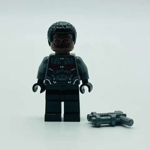 Lego Minifigure Falcon Dark Bluish Gray and Black Suit sh503 Avengers