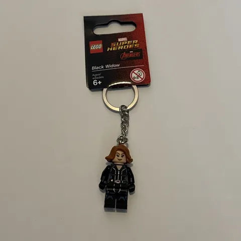 LEGO - Super Heroes - Avengers - Black Widow MiniFigure Keychain. Free Ship. C3