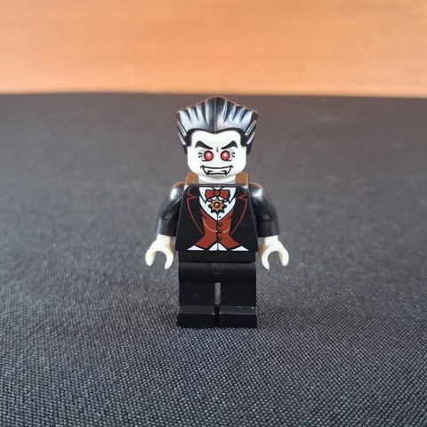 Lego Vampire Series 2 Minifigure col021