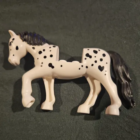 l lego minifigure horse animal castle friend pony black and white. 