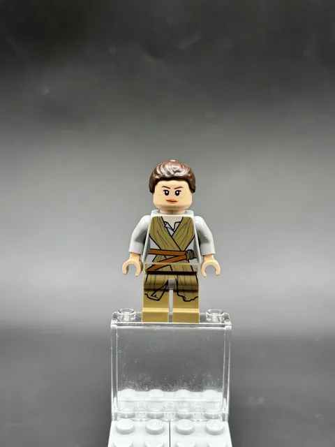 Used LEGO Rey Dark Tan Tied Robe (No blaster)