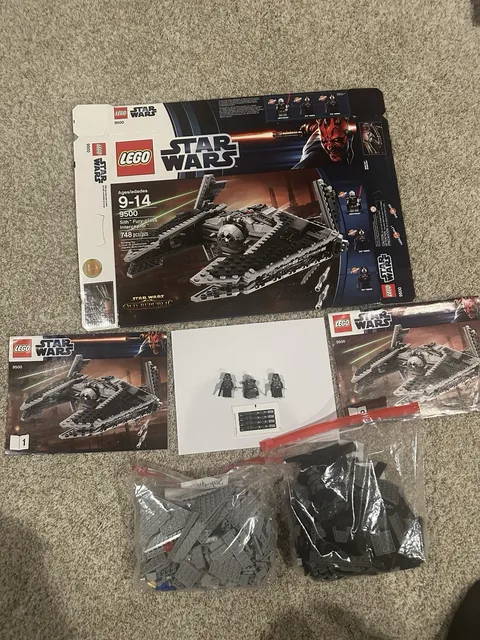 LEGO Star Wars: Sith Fury-Class Interceptor (9500)