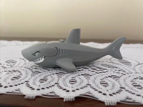 LEGO Large Shark Light Bluish Gray w/gills & white teeth 62605pb01c01