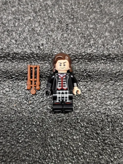 New LEGO Scabior Minifigure 76418 Harry Potter Battle of Hogwarts hp426