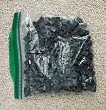 610 Dark Grey Lego flat 1x1 pieces