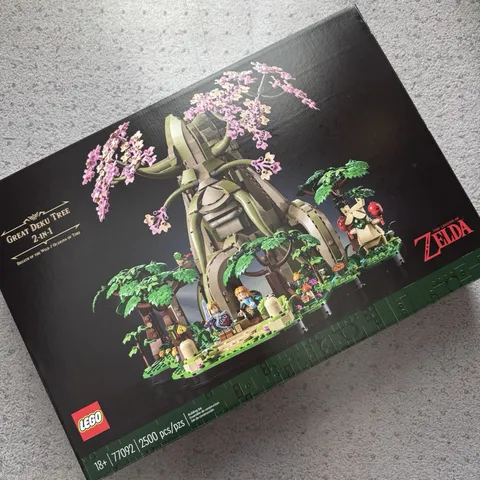 LEGO The Legend of Zelda: Great Deku Tree 2-in-1 (77092) New Sealed, In Hand!